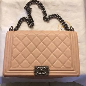 CHANEL LE BOY PURSE/ READ DETAILS.